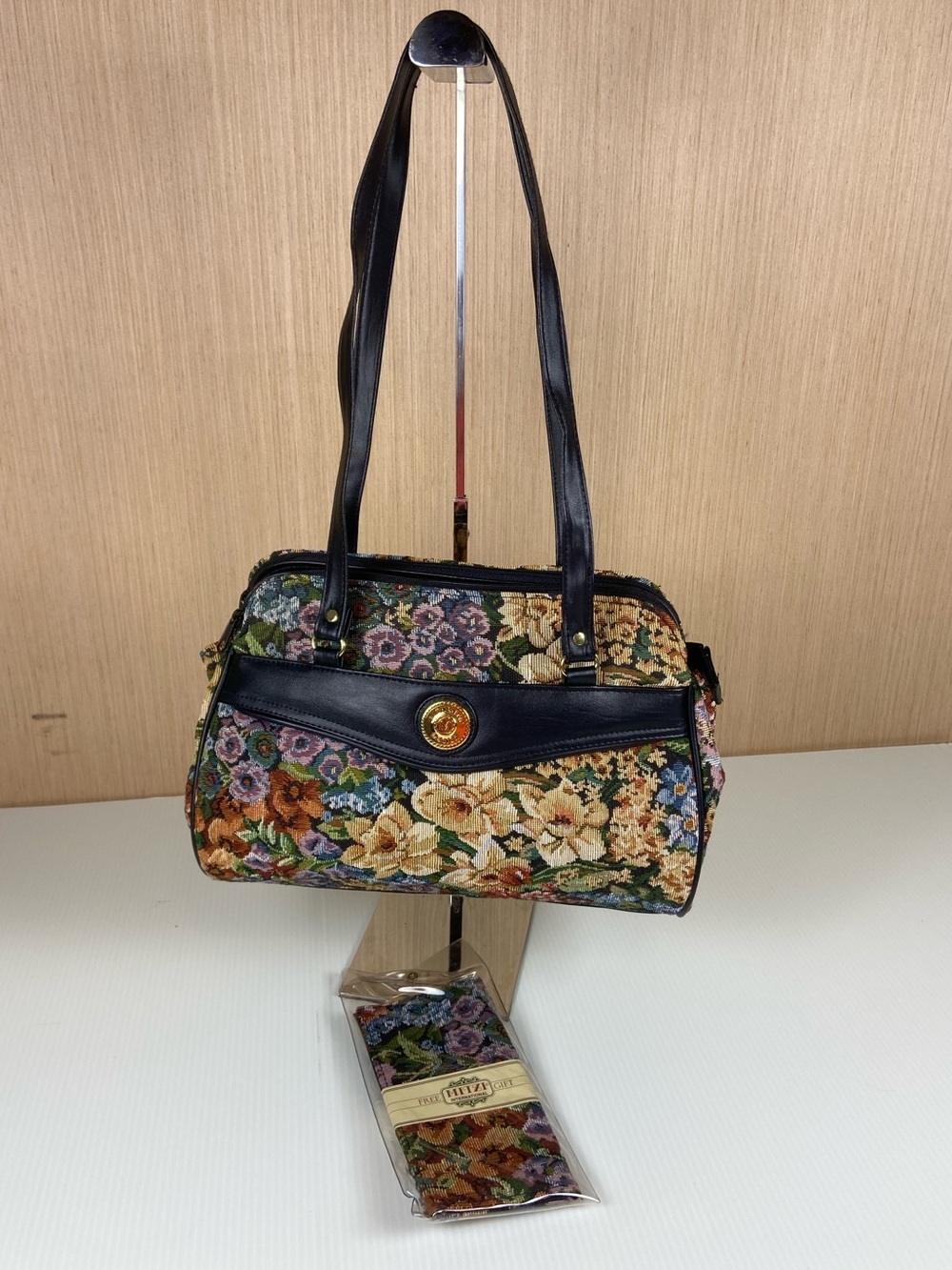 Granny Chic Floral Tapestry Shoulder Bag w/ Matching Wallet Vintage EUC